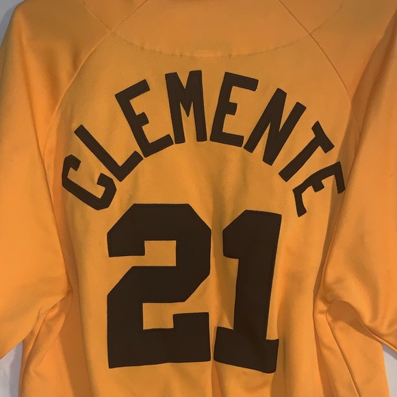 roberto clemente jersey